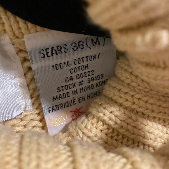 Never used turtle neck sweater. - Picture 3 of 5